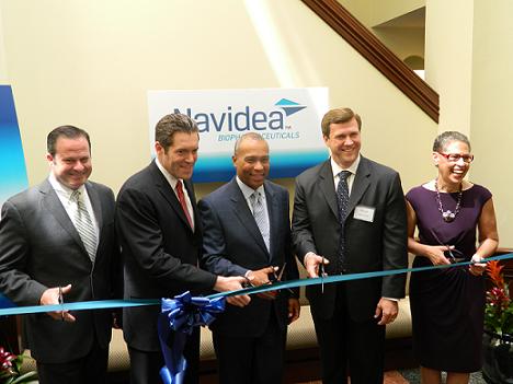 Navidea Ribbon-cutting photo